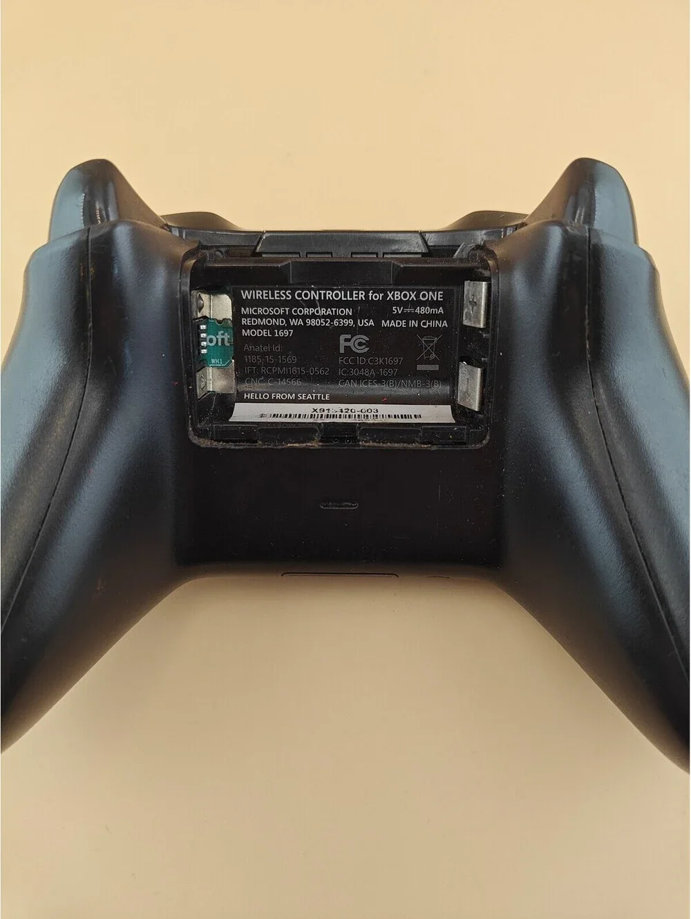 Microsoft Xbox One Wireless Controller Model 1697 Missing Joystick For Parts